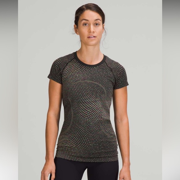 🐬 Lululemon Swiftly Tech Short Sleeve Patterned Shirt - Picture 1 of 11